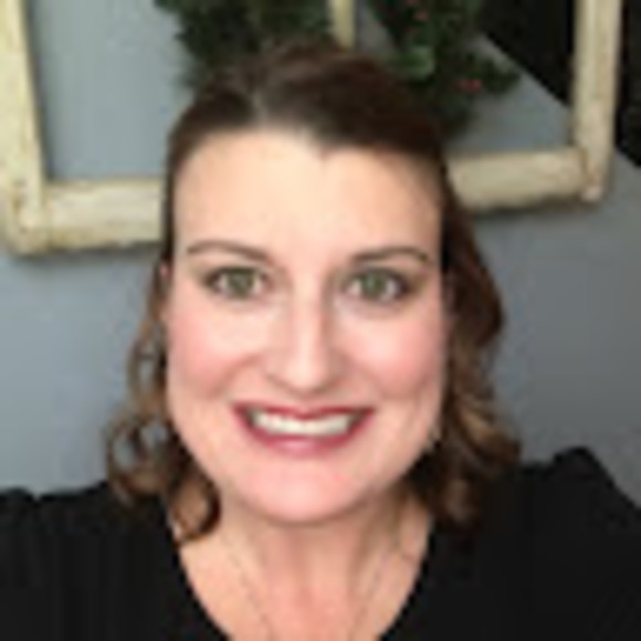 Meet your Posher, Tiffany - Picture 1 of 1